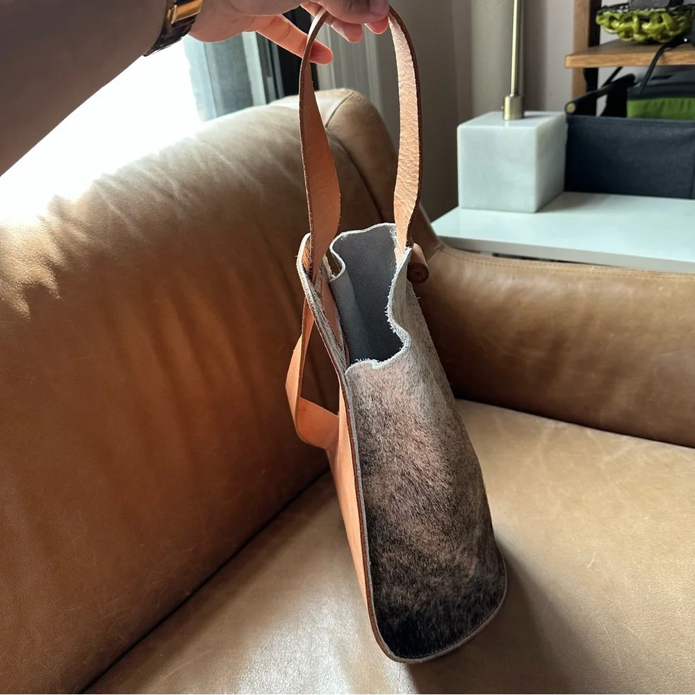 Redondo Frydman calf hair tan leather sling backpack bucket bag shoulder - Picture 5 of 17